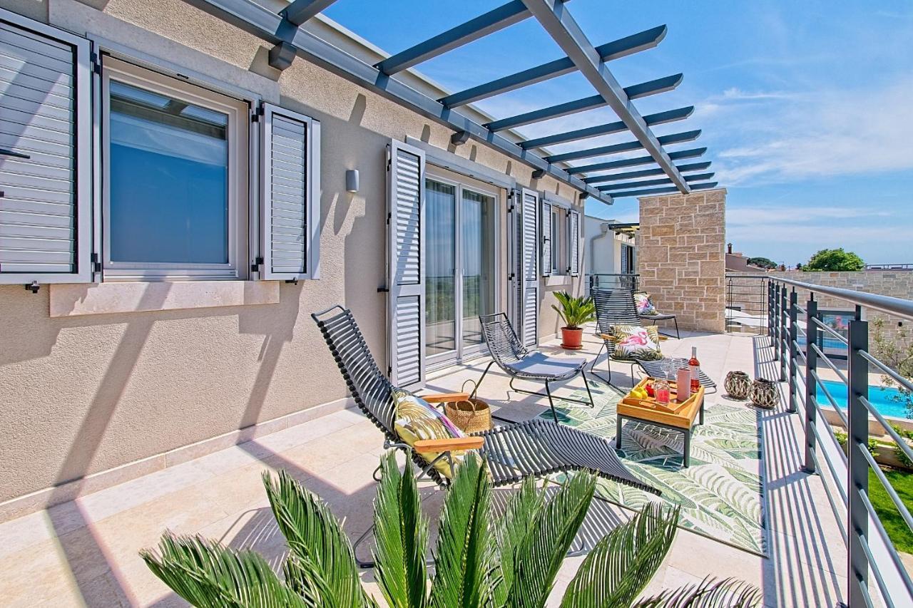 Villa Flamingo Kaštelir Exteriör bild