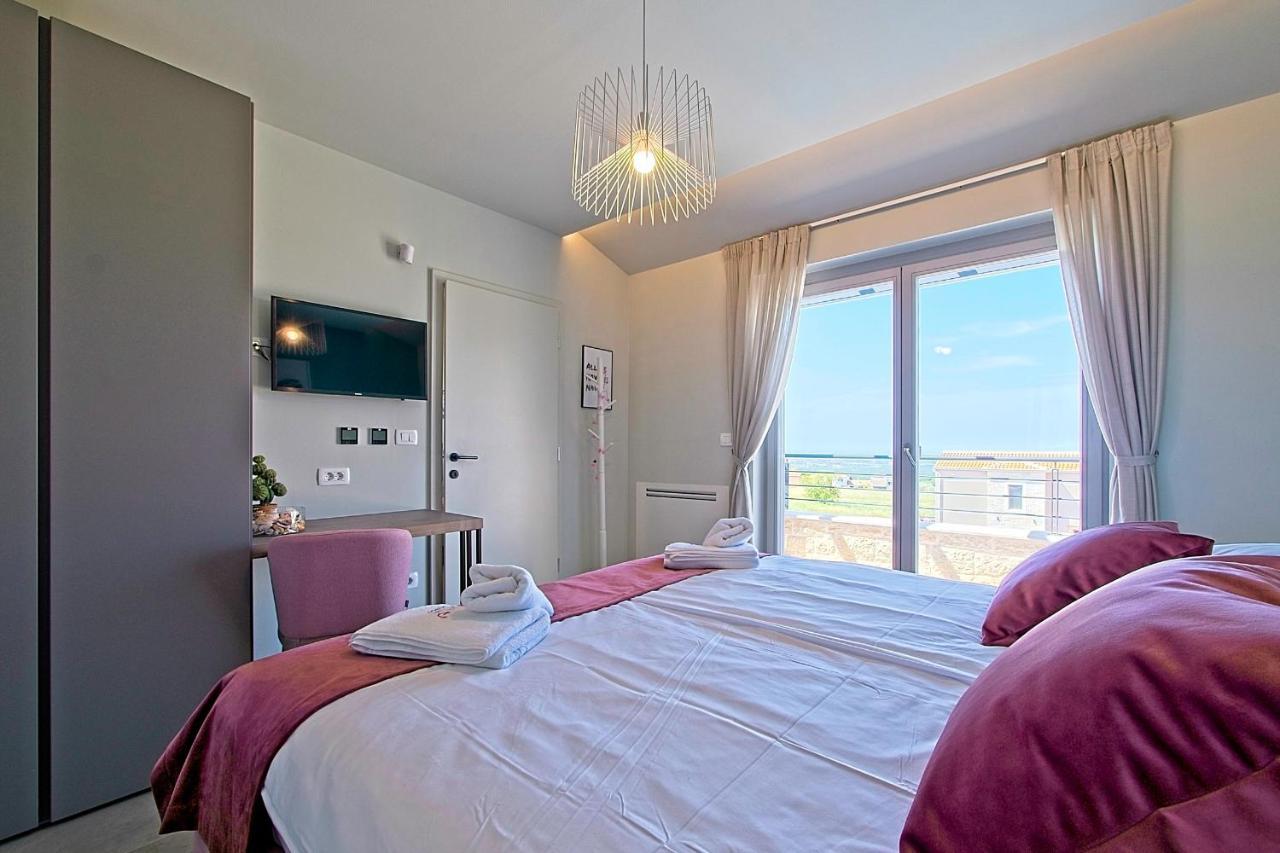 Villa Flamingo Kaštelir Exteriör bild
