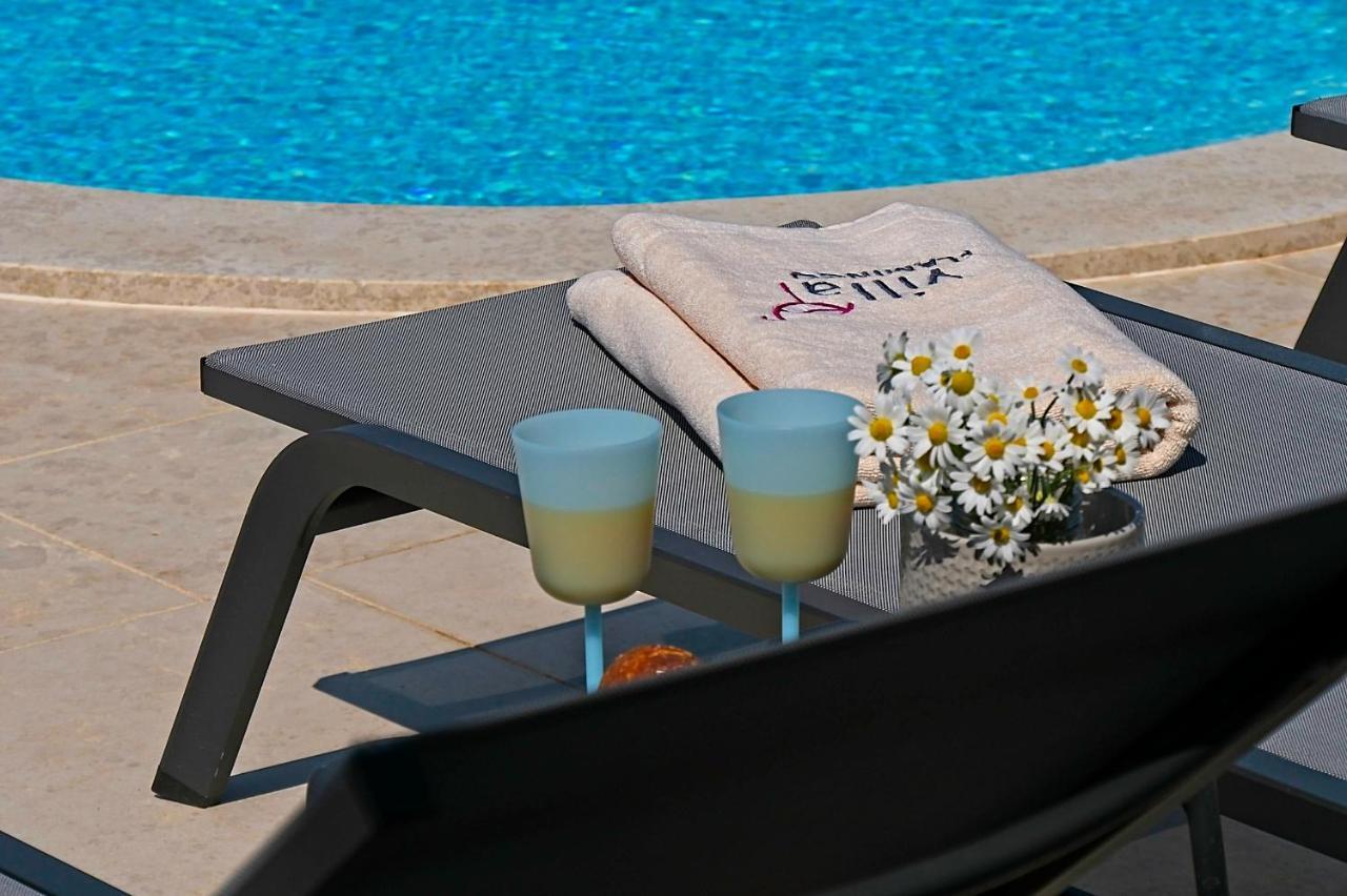Villa Flamingo Kaštelir Exteriör bild