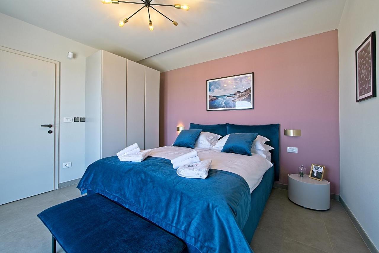 Villa Flamingo Kaštelir Exteriör bild